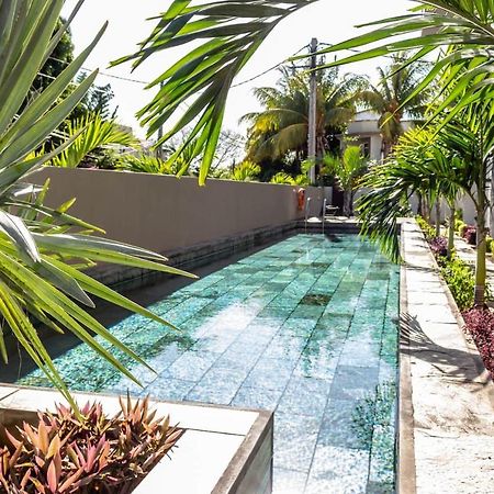 2 Bedroom Flat 15 Mins Walk From Flic En Flac Beach Extérieur photo